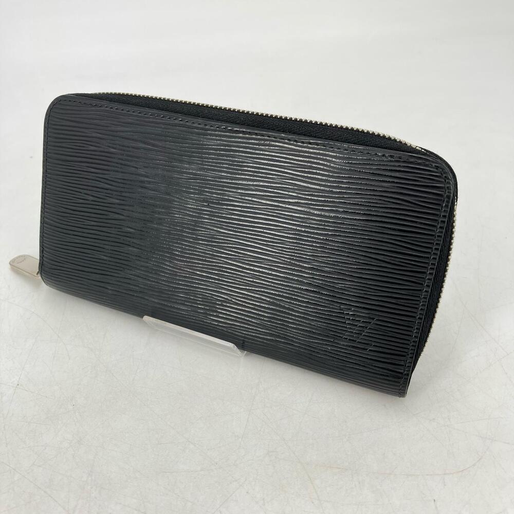 LOUIS VUITTON Zippy Wallet Long
